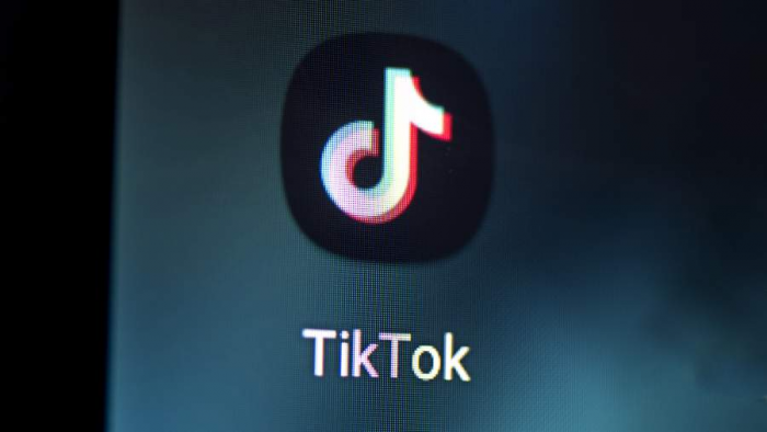 Павел Дуров назвал контент Netflix и TikTok липкой грязью