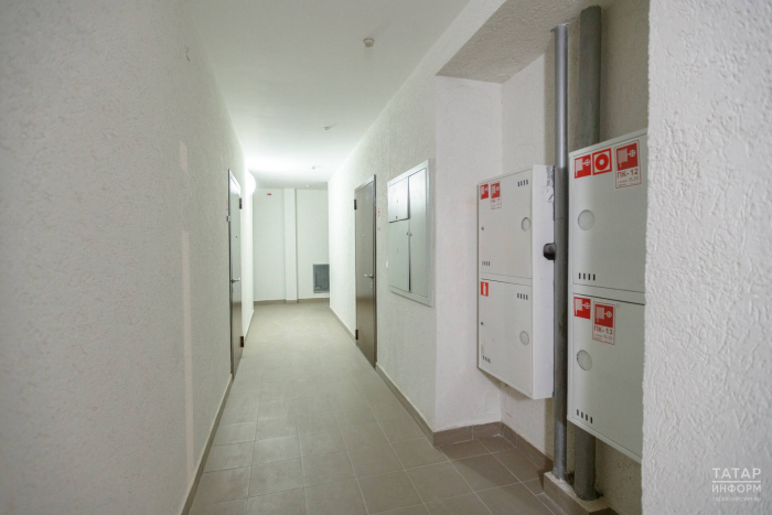 Юрист Соловьев объяснил, могут ли соседи установить камеру в подъезде