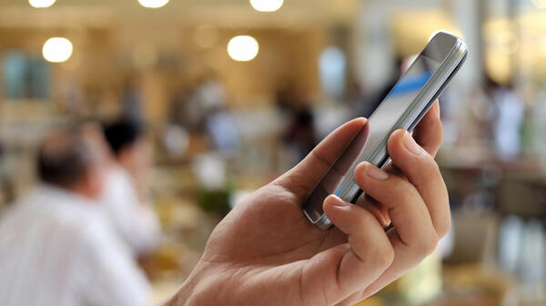 Узнайте, кто вам звонил: как быстро проверить неизвестный номер