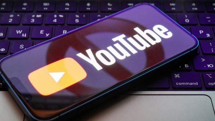 YouTube возобновил работу без ограничений у операторов сотовой сети в России