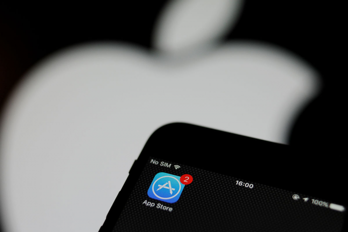 Apple удалила приложение Газпромбанка из App Store