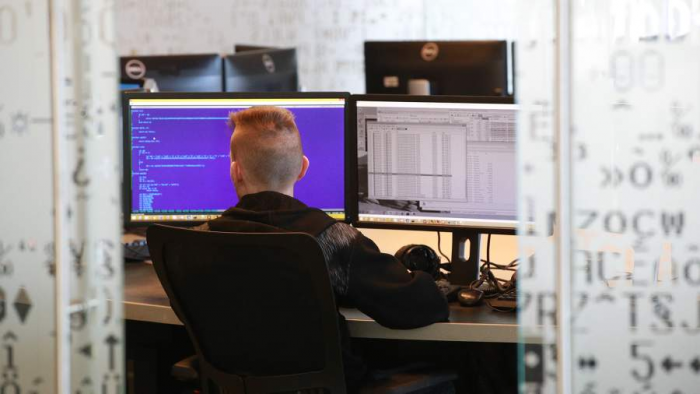 Фантастические твари: мутирующие ИИ-трояны захватывают Сеть