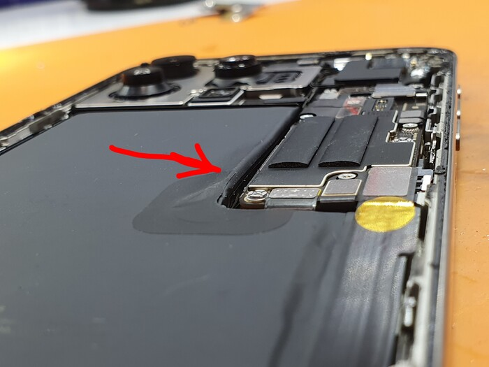 IPhone 16 Pro Max. История зарядки от повербанка