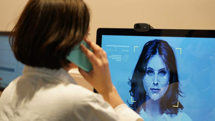 Связь под контролем: как будет работать новый порядок оформления и верификации сим-карт