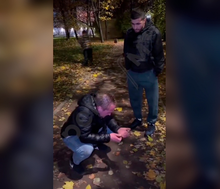 Провокаторы начали снимать наркоманов, чтобы оправдать публичный намаз