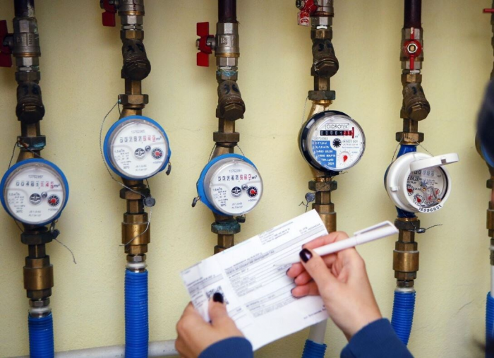 Оказывается, мы платим слишком мало за ЖКХ. А ведь когда-то вообще платили копейки и жили без счётчиков