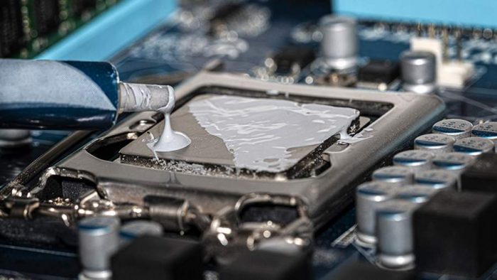 Эксперт назвал признаки утраты термопастой свойств и дал рекомендации по замене