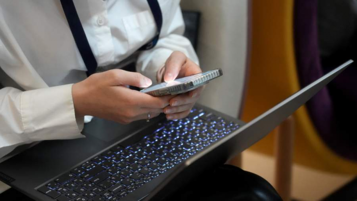 Разобщение из правил: с чем связан сбой с СМС для регистрации в Telegram и WhatsApp