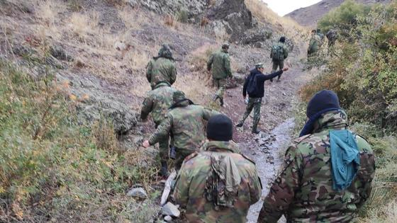 Поиски пропавшего после взрывов под Таразом военнослужащего все еще продолжаются (фото)