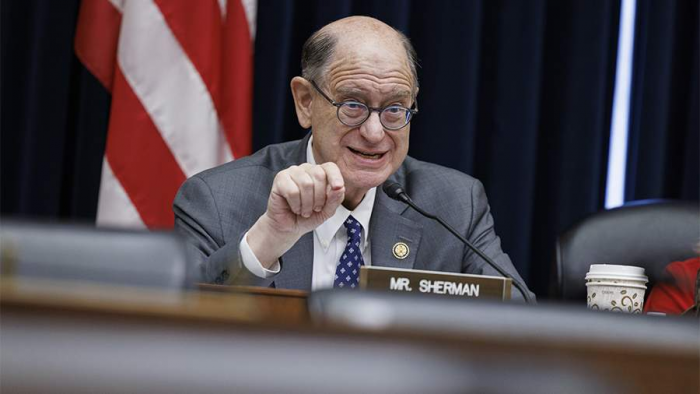 Конгрессмен Шерман опроверг обвинения в просмотре эротики и обвинил в этом Маска