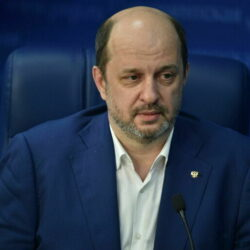 Клименко рассказал, чьи голоса слышат пользователи обновленных айфонов