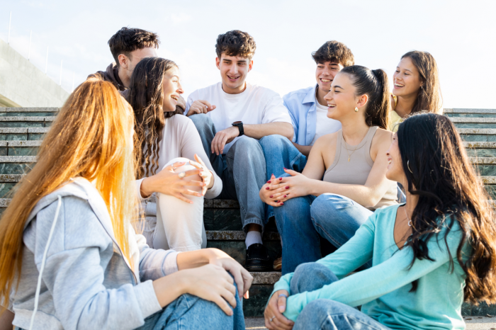 Зрелые люди предупредили молодежь о главных ловушках взрослой жизни