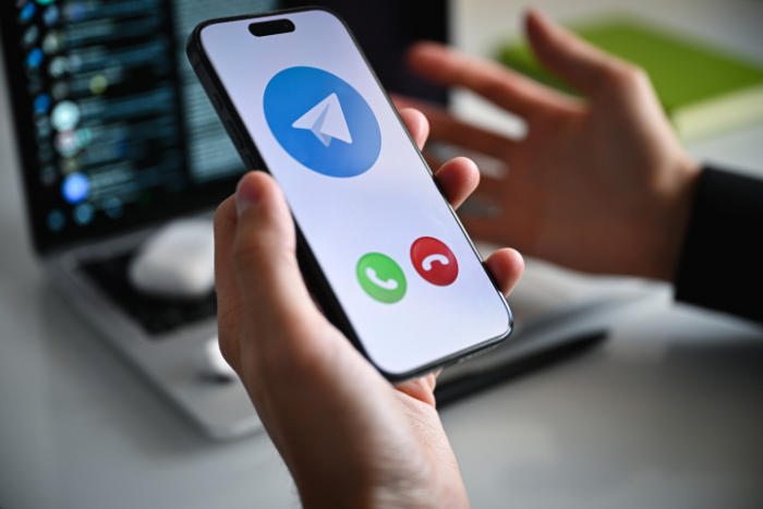 Пользователи Telegram по всей России сообщают о сбоях в работе мессенджера, <br>
	следует из данных Downdetector