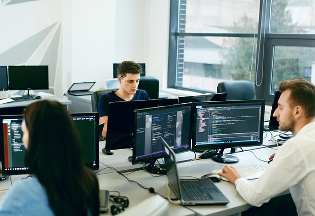 Международный день Интернета в 2026 году: когда и кто его отмечает