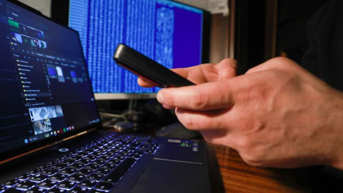 Разобщение из правил: с чем связан сбой с СМС для регистрации в Telegram и WhatsApp