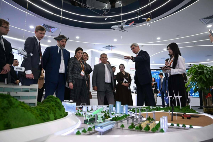 Рөстәм Миңнеханов Кытайда Shenzhen Genew компаниясендә булды