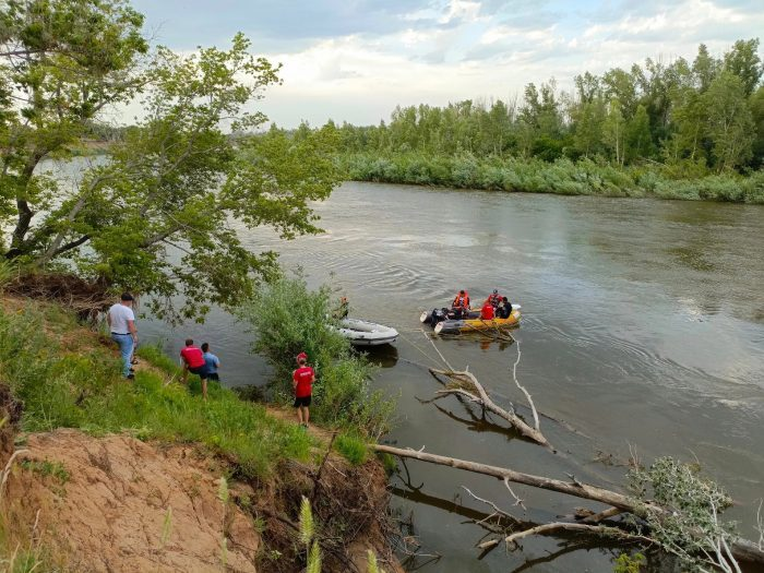 Водолаз «ОренСпаса» собрал уникальный подводный дрон