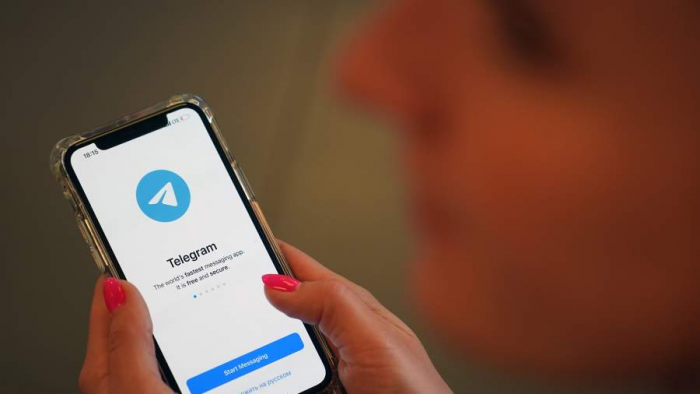 Разобщение из правил: с чем связан сбой с СМС для регистрации в Telegram и WhatsApp