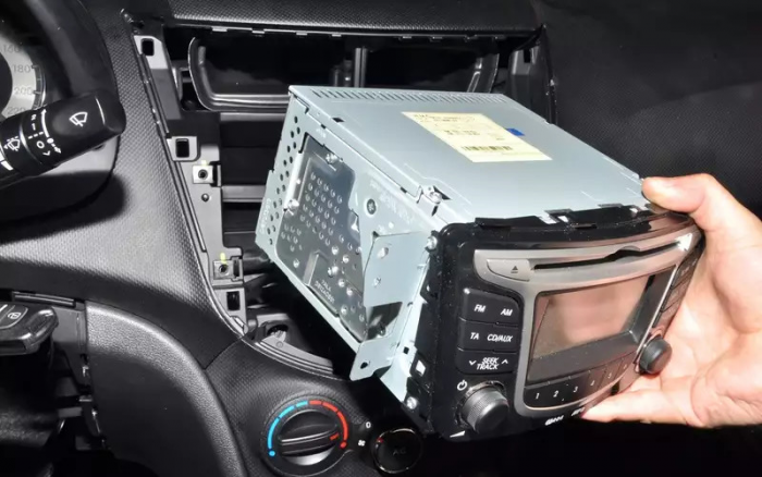 Медиасистема 2-DIN — зачем она нужна и на что обратить внимание