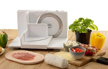 Техника, которая работает за вас: кухонные гаджеты, которые действительно полезны  