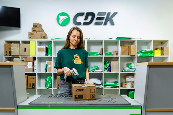 От рыболовных снастей до деревянных шкатулок: самые неожиданные товары, отправляемые по России и из-за рубежа